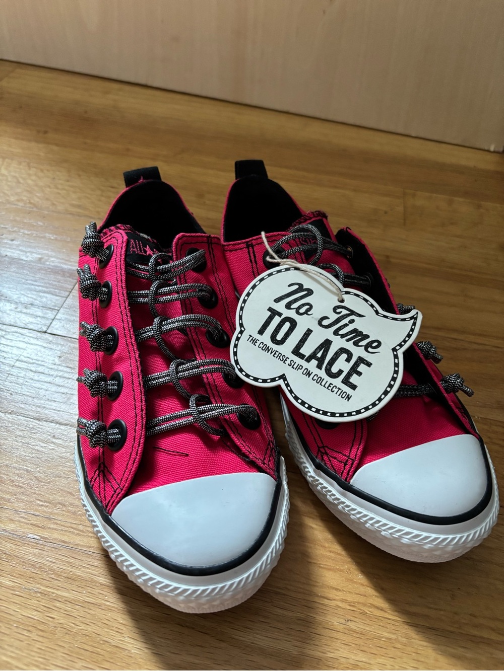 Converse Chuck Taylor All Star Low Top Slip-On Sneakers Hot Pink Youth 2 NEW